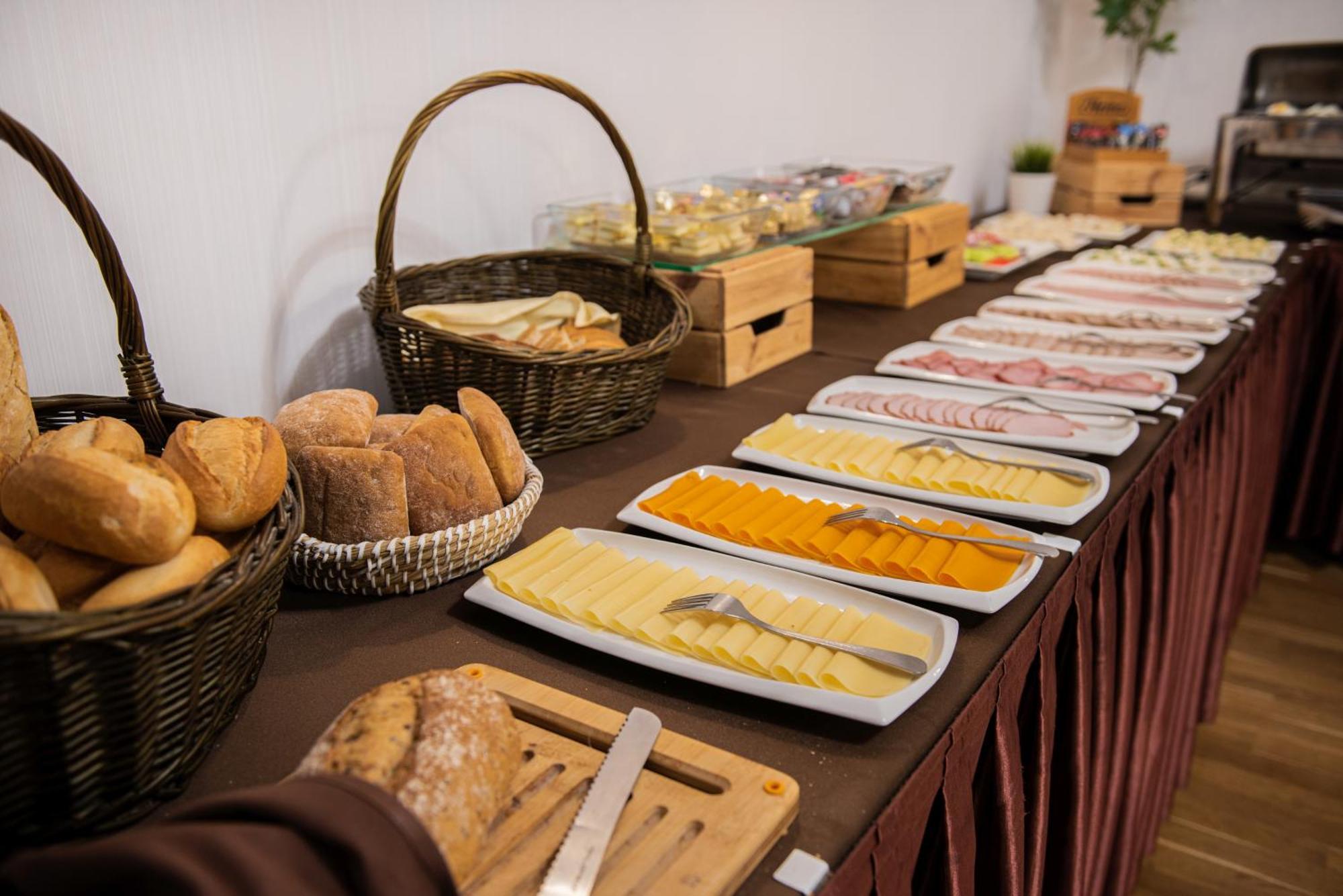 Na Uboczu Hotel Varsovia